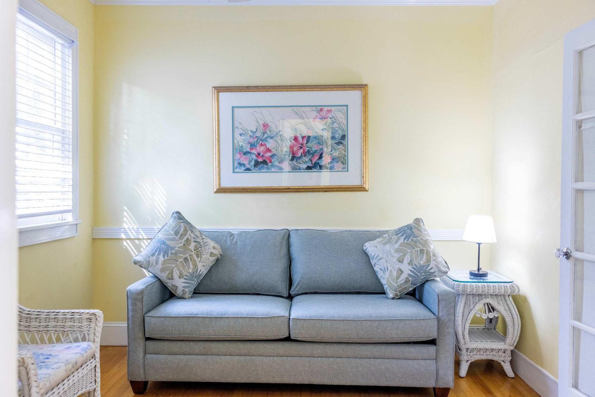 Deluxe King With Balcony - At James House With Parking! Key West Exterior photo